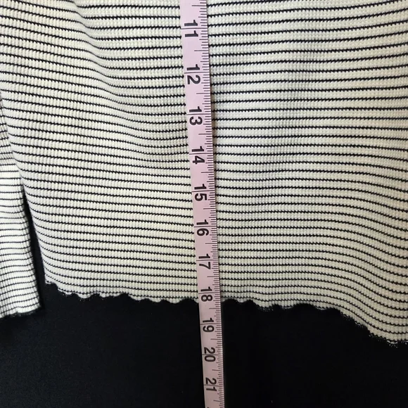 Dazy Striped Top Size Medium 90s - Picture 6 of 7